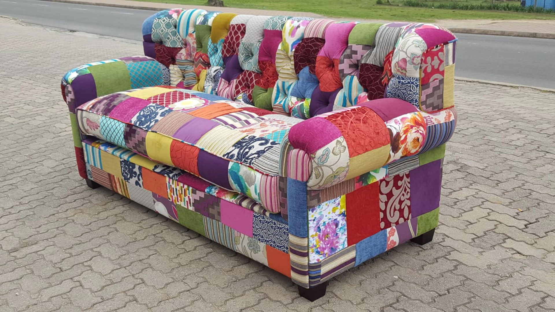 Kommaweer Upholstery Curtains Lounge Suites